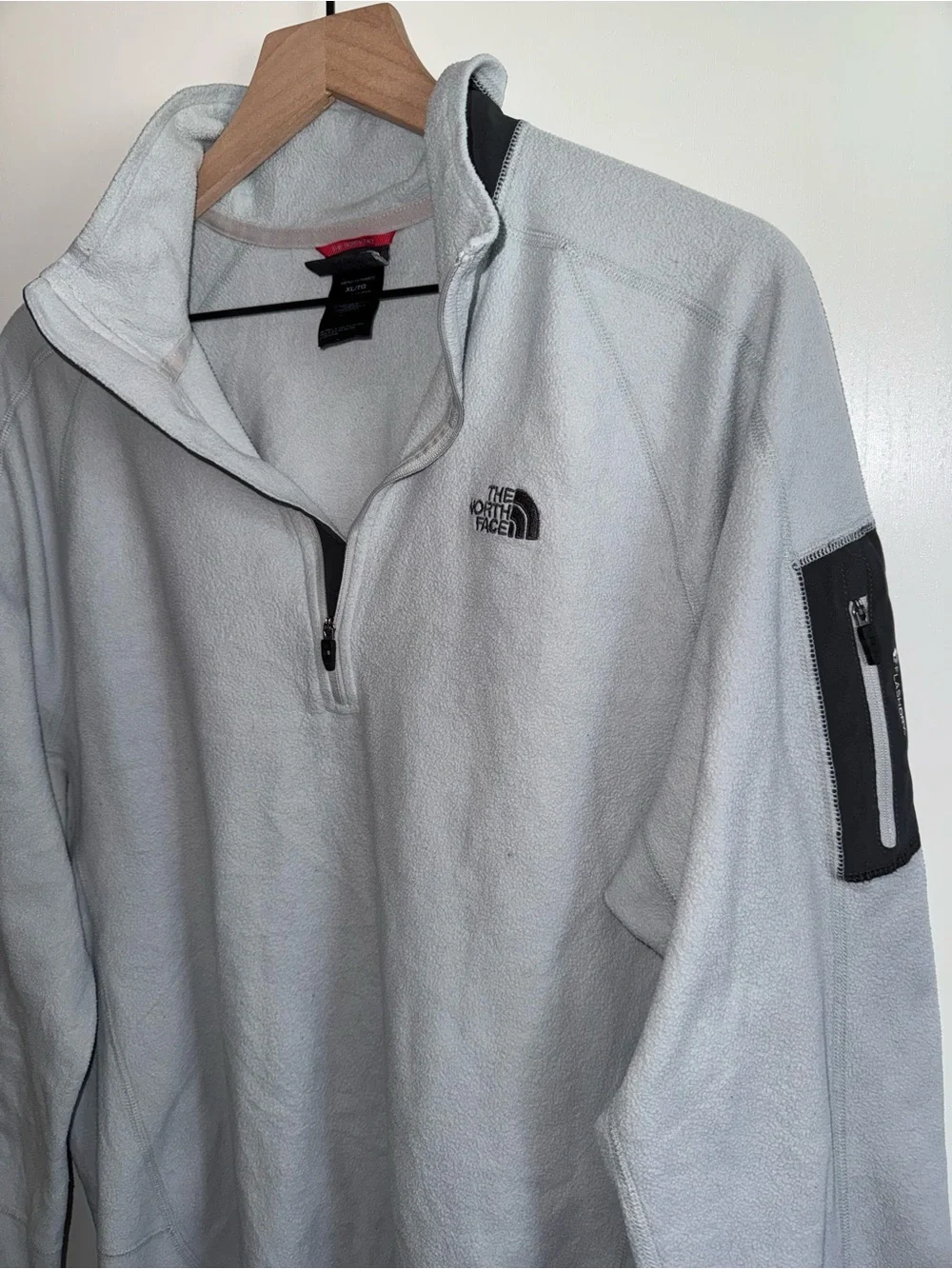 The North Face Men’s Pullover Light Grey Size XL